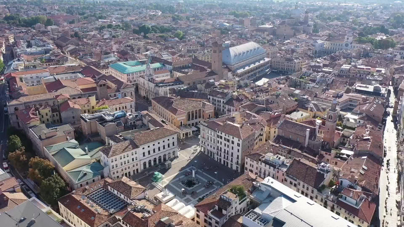 Large Cloud Shaped Keyboard Wrist Rest - Ergonomic Design, Soft Memory Cotton, Water Resistant Zinc Alloy, Pain Prevention, Comfortable Contrast, Perfect for Office and Gaming Use